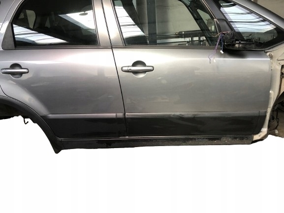 Купити Sx4 sedici 4x4 рестайлінг  9-14 двері задній праве голий 976 5d