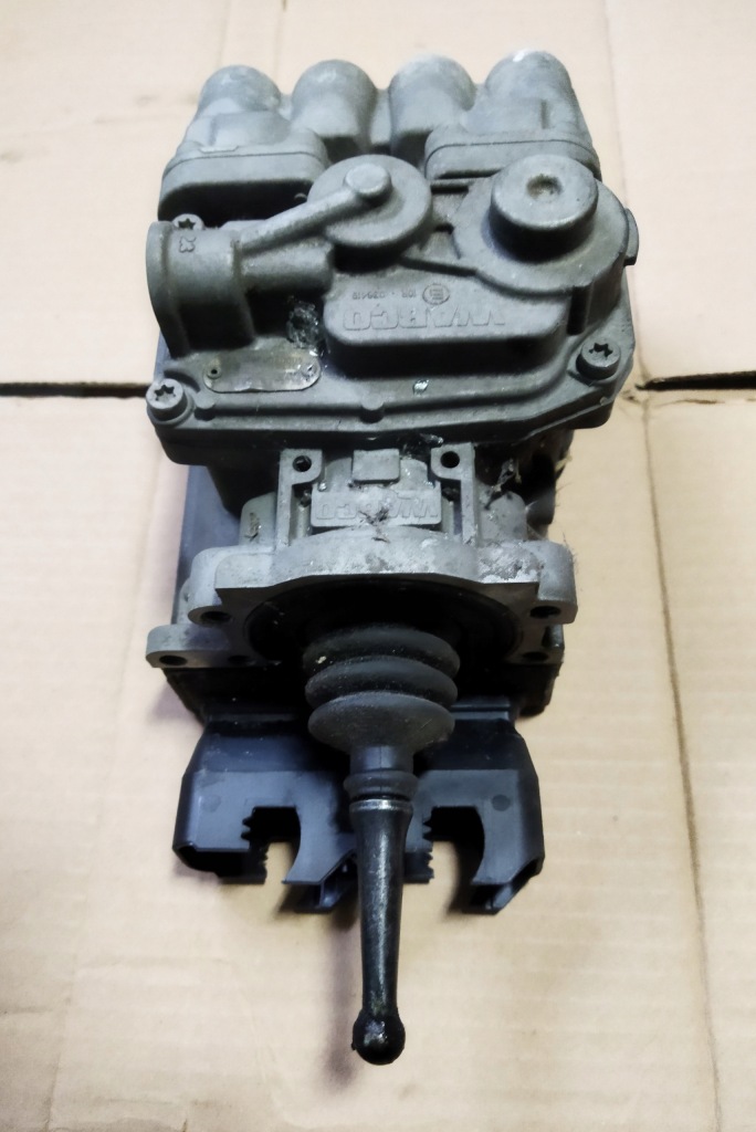 Купити Клапан головний гальмівний man tgl tgm 81521306311