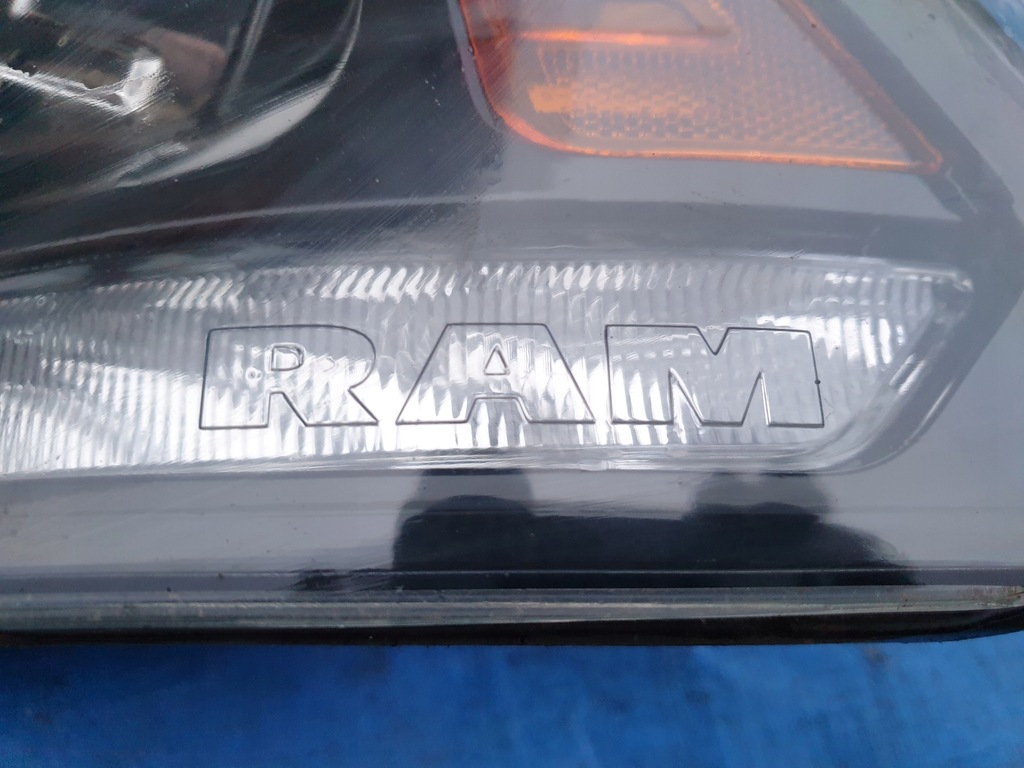 фото №6, Dodge ram 4 iv 1500 лампа передняя левая