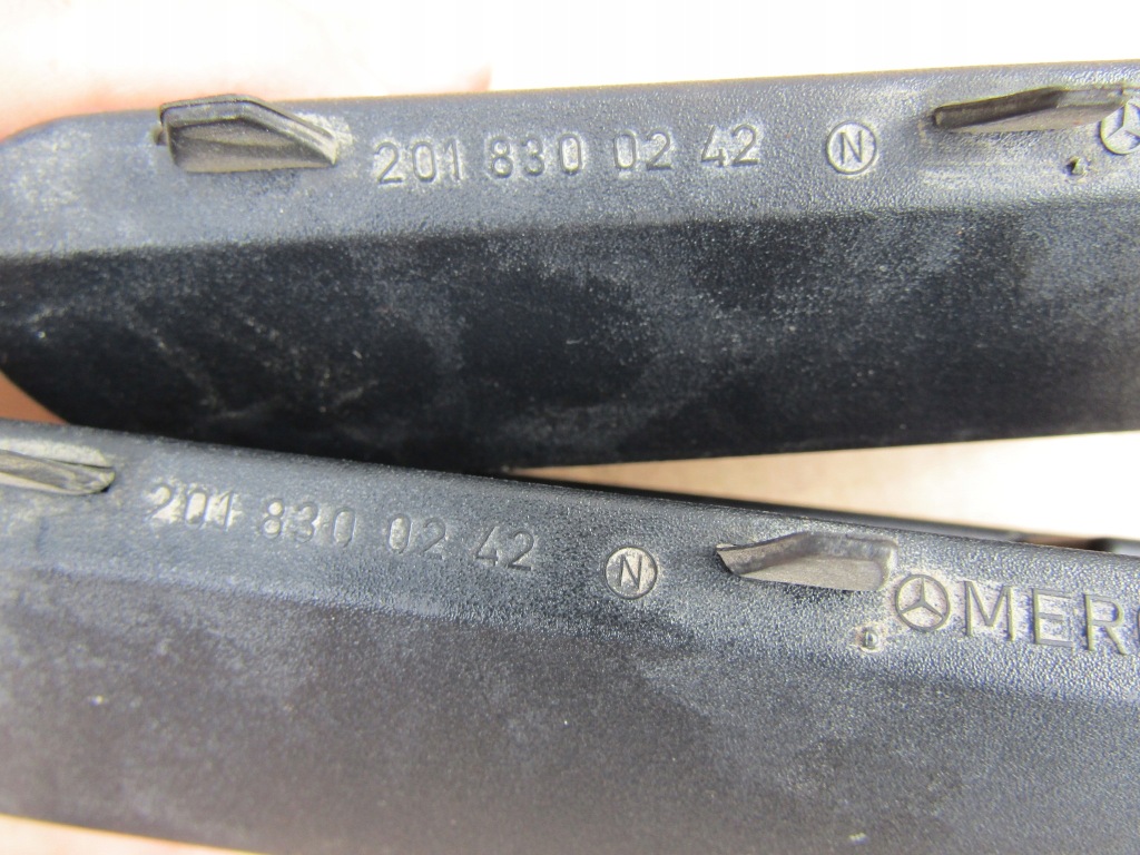 Купити 5 mercedes w201 190 решітка вентиляційна відповітрювач багажника комплект  2szt