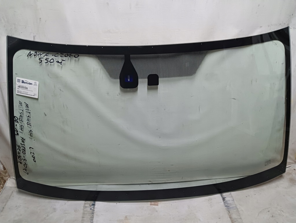 фото №1, Скло передня mitsubishi l200/ pajero sport 2006-2015 датчик