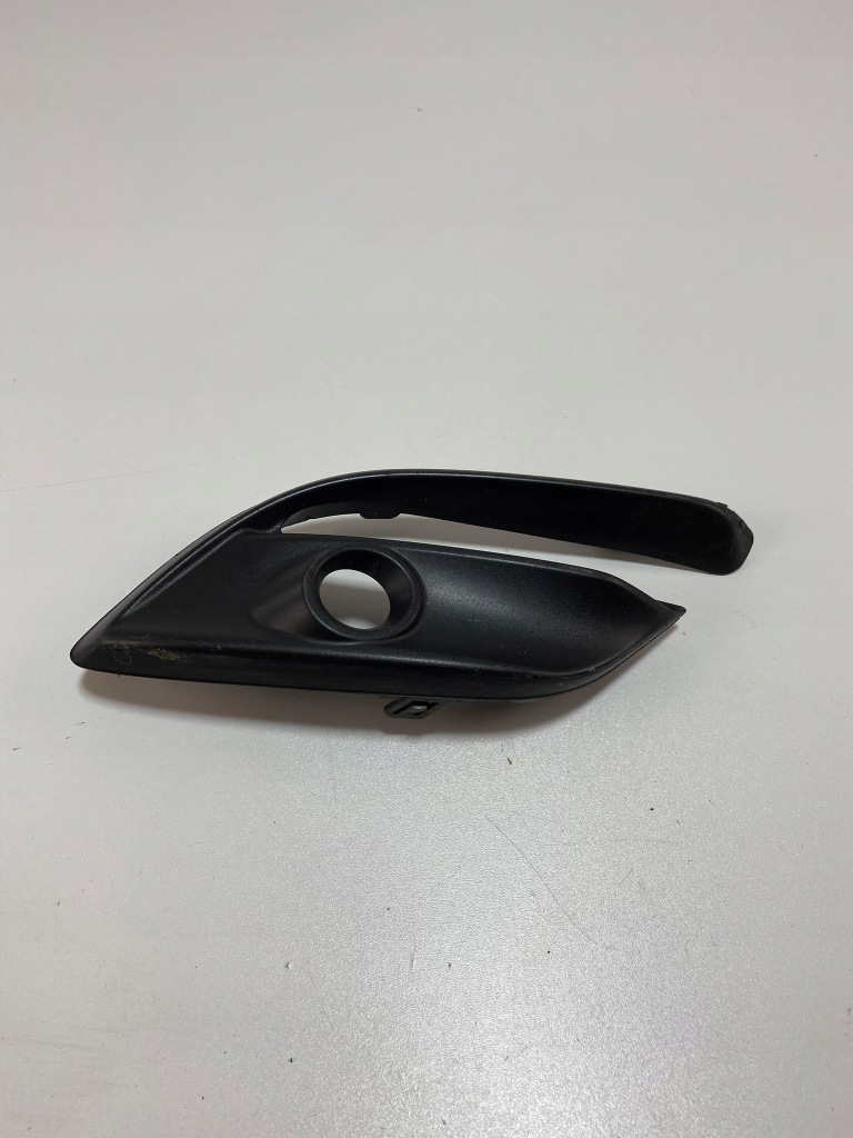 Купить Mazda 3 решётка радиатора решётка бампера правая