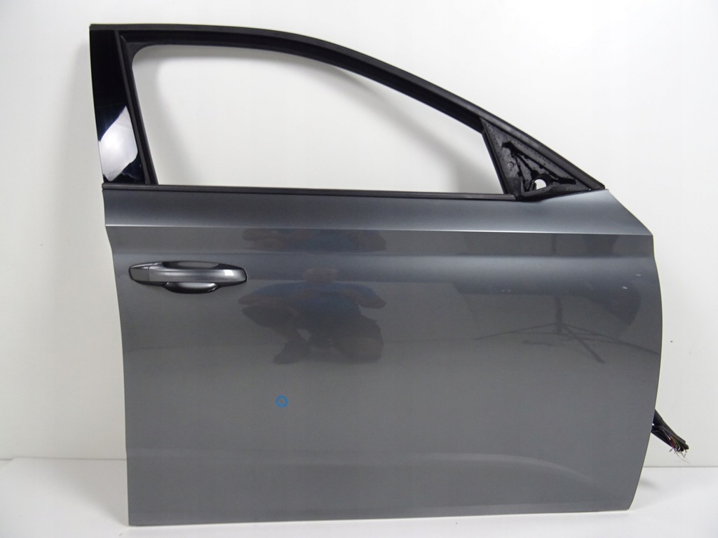 фото №1, Skoda scala двері праве перед lf7c rok 2022