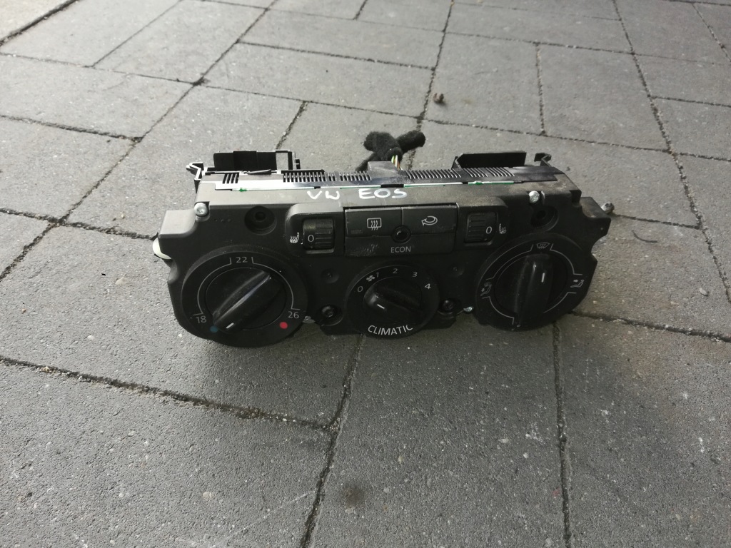 фото №1, Vw eos 1q0 панель управление климат-контроль