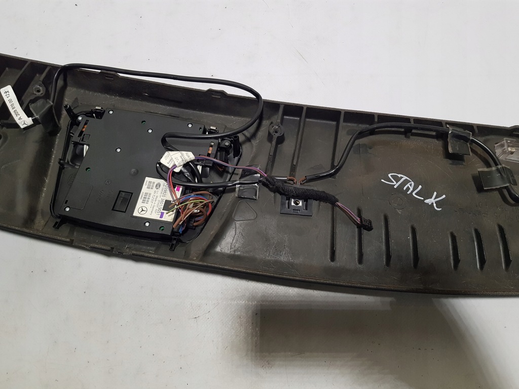 фото №8, Защита потолок mercedes clk w209 cabrio лампа потолочный amg czarna