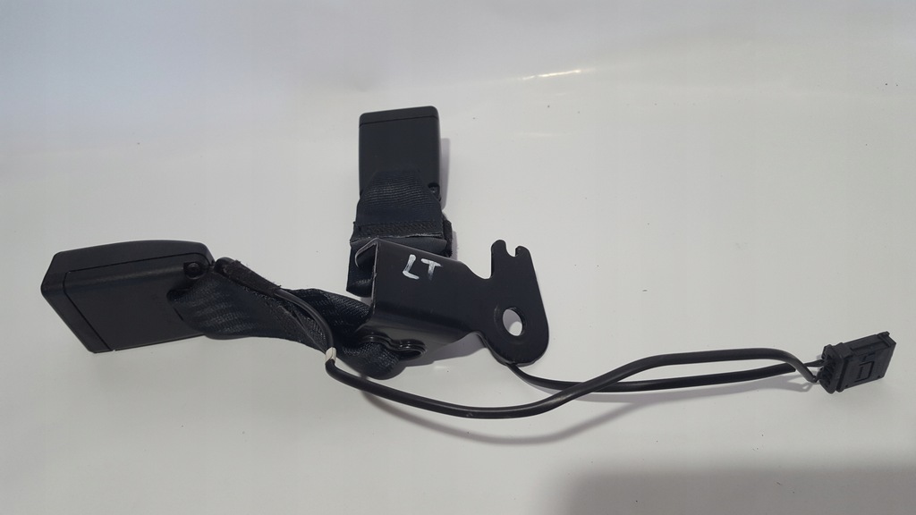 фото №4, Opel crossland x защёлки поперечина левый задняя 39047228