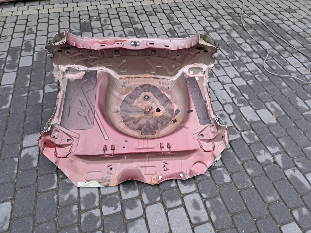 фото №4, Pas задній з піддон -mazda 2 dj