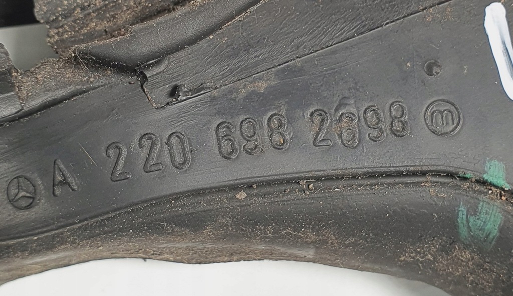 фото №7, Молдинг скло лобове права mercedes w220