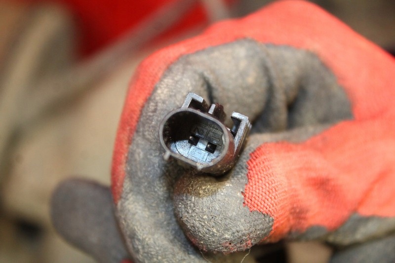 фото №16, Oś задняя задняя балка peugeot 107 1.0 12v 5d 07r