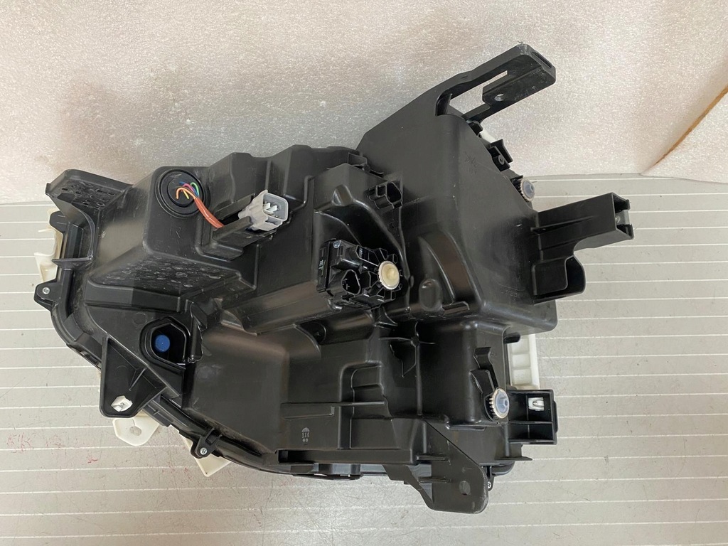 фото №11, Лампа правая передняя mitsubishi eclipse cross lift full led правый перед