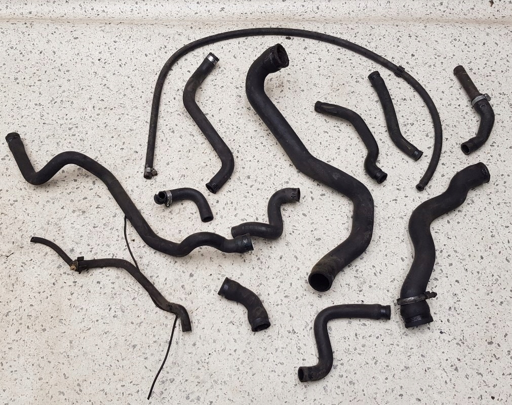 Купить Провода воды радиатора комплект  mercedes w202 рестайлинг  1.8