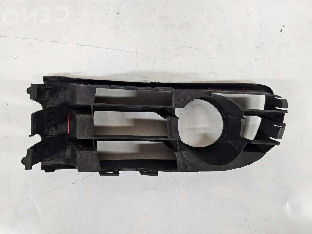 фото №11, Volkswagen polo iv решётка бампера правая перед 6q0853666c