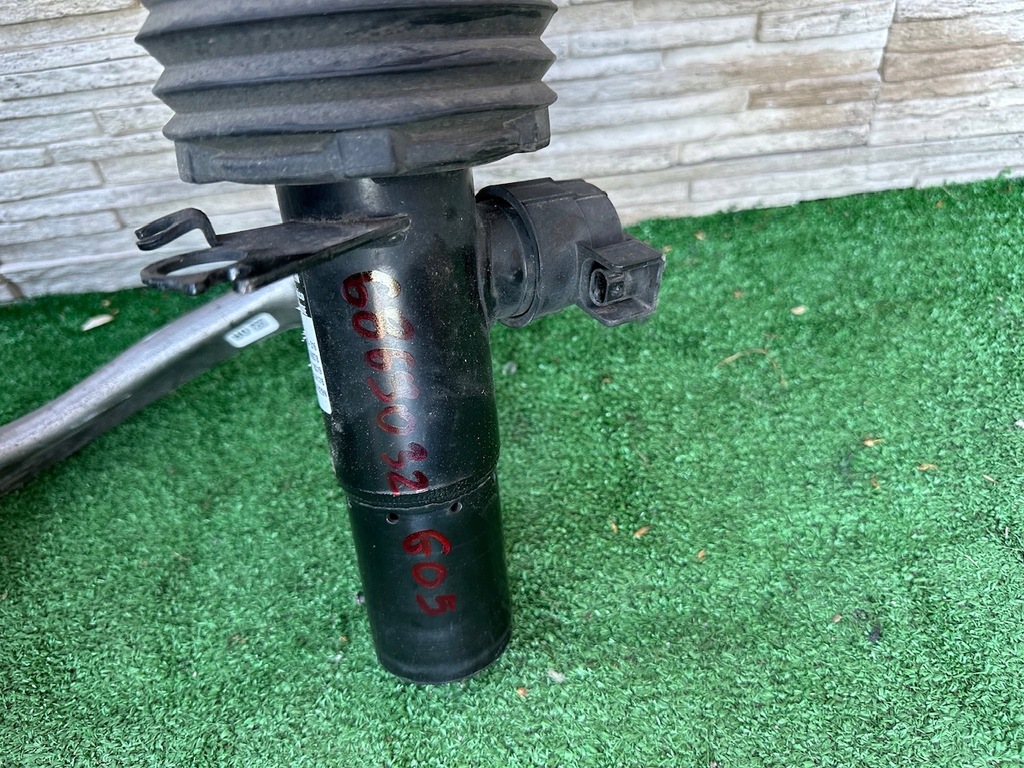 фото №4, Поворотний кулак важелі амортизатор bmw x5 g05 x6 g06 6869032 6876656