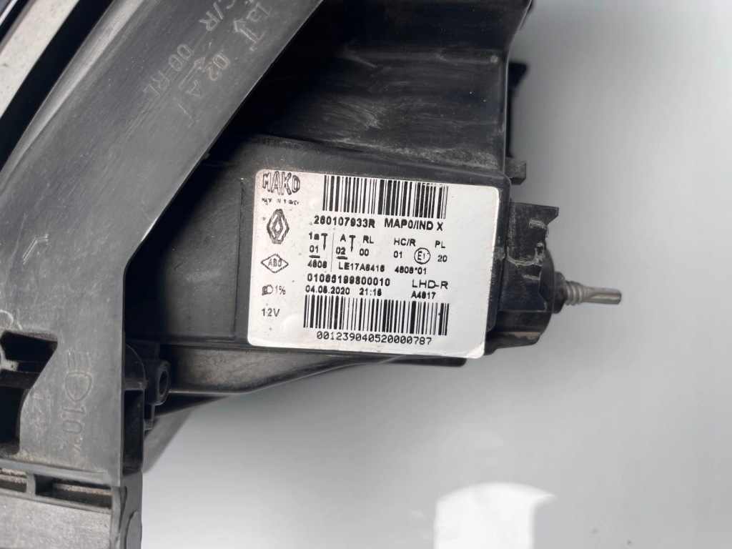 фото №4, Лампа права перед renault clio v full led