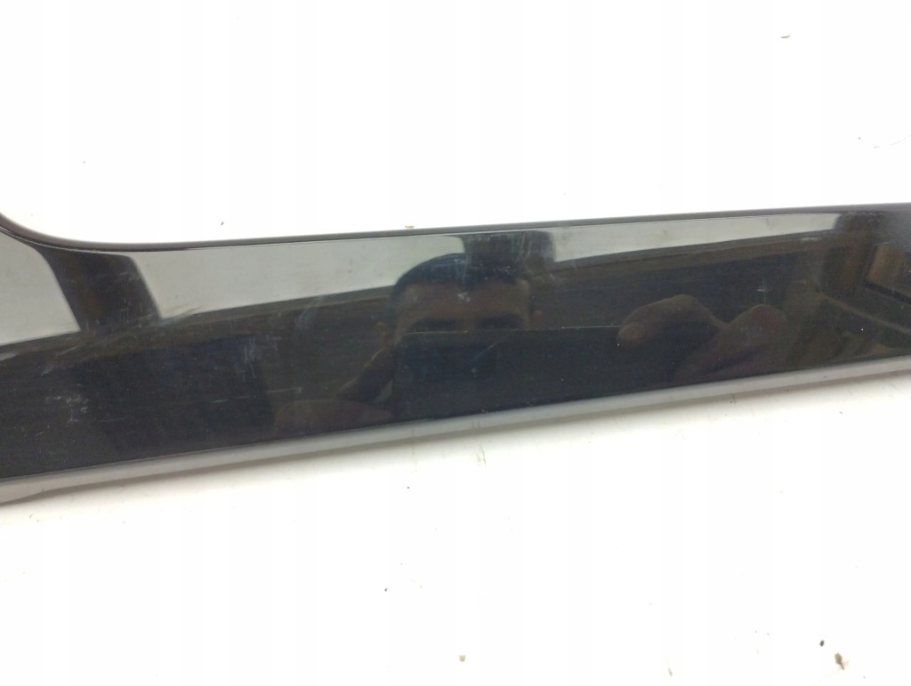 фото №5, Skoda octavia mk4 2022 молдинг стекло задний