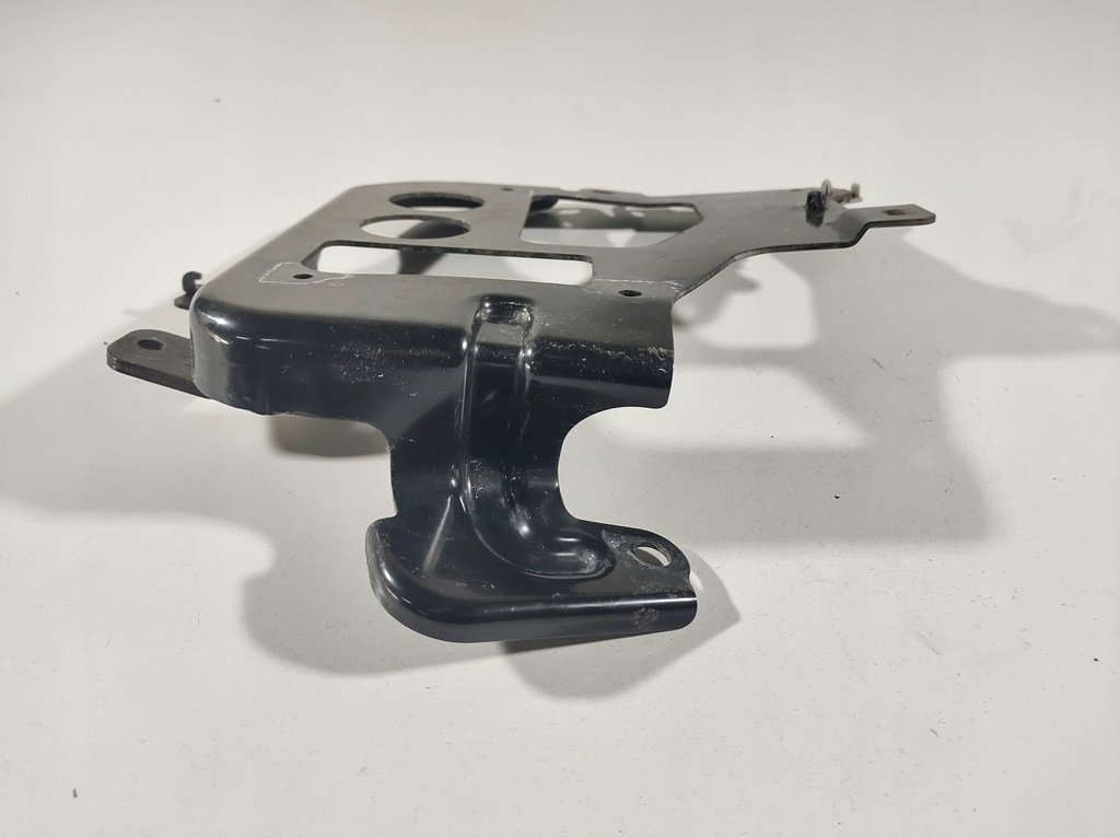 фото №12, Infiniti q50 13- кронштейн комп'ютер