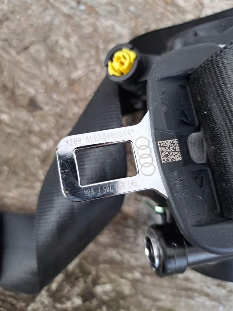 фото №2, Audi tt r8 8w7857705f pas натягувач лівий