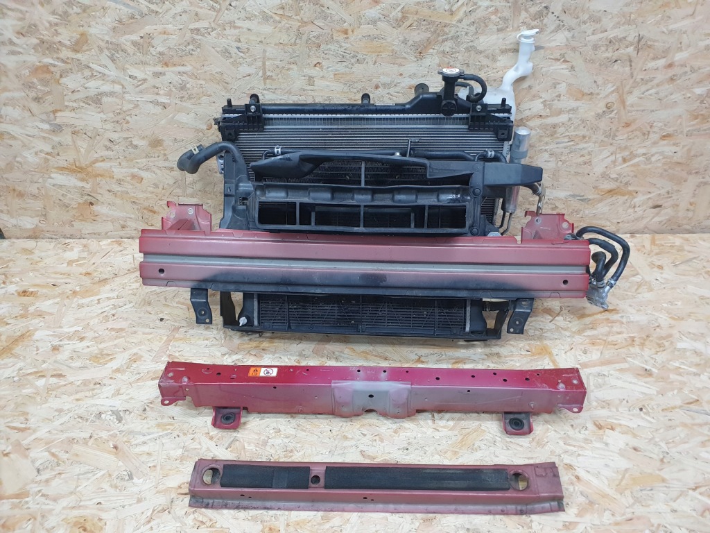 фото №1, Outlander iii lift pas передний радиатор гибрид