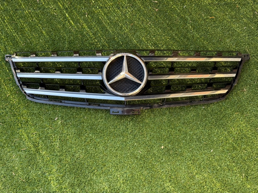 Купити Решітка радіатора решітка радіатора mercedes ml w166 a1668800123