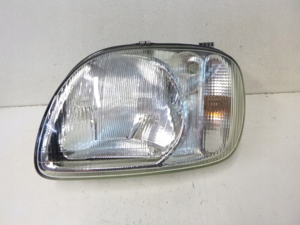 фото №1, Лампа передняя nissan micra k11 2001r.