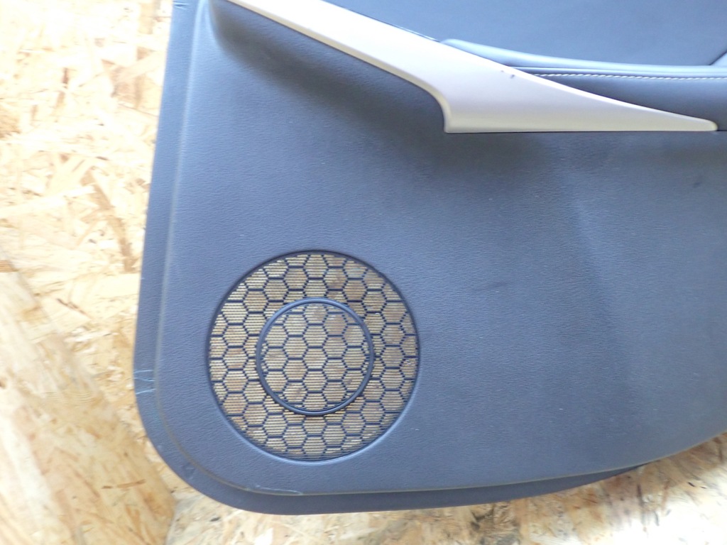 фото №7, Обшивка двері правий задня lexus is iii 200t 300 po lift 2018 europa