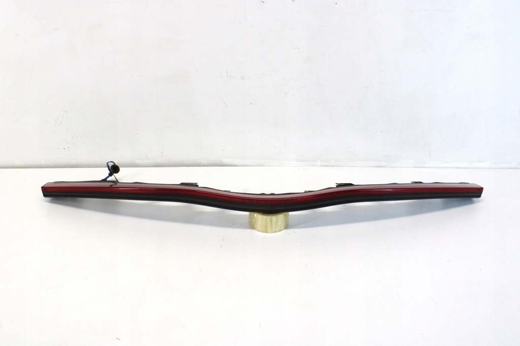 фото №1, Toyota prius plug-in prime лампа w кришка