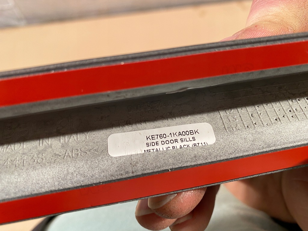 фото №6, Nissan juke молдинг декоративная дверь правый перед