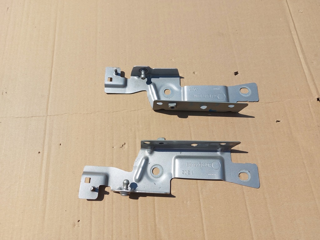 фото №1, Кронштейн кронштейн кронштейн крыла renault captur i