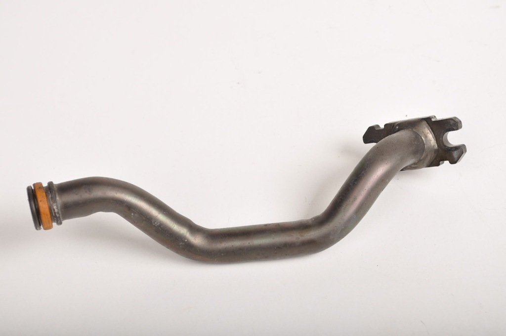 фото №1, Volvo xc60 ii t6 plug-in hybrid труба шланг охлаждение турбины