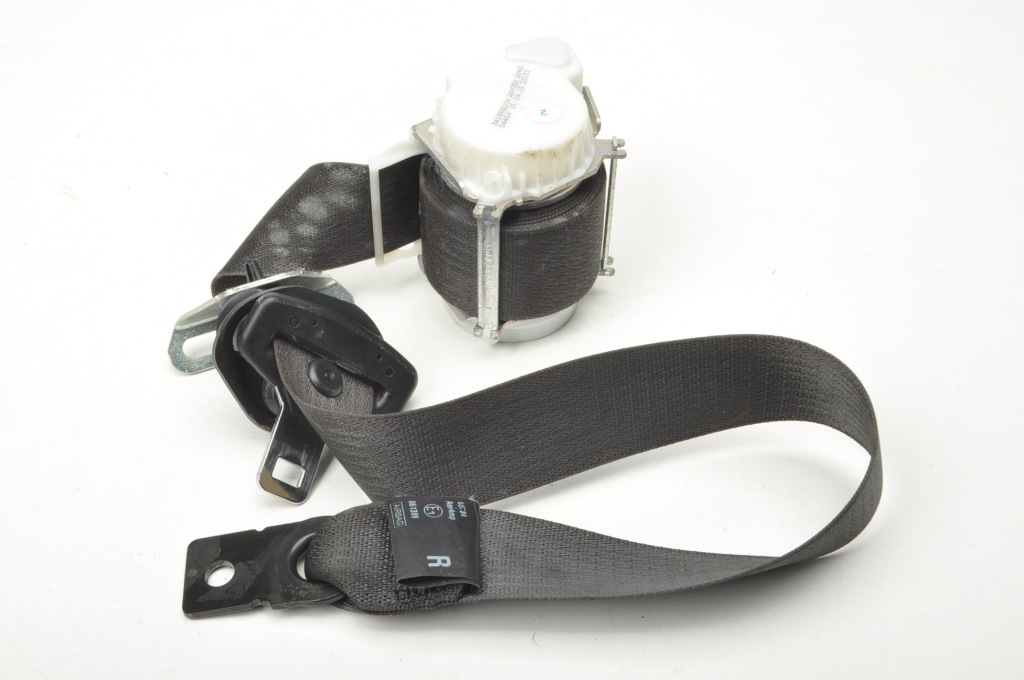 Купить Opel adam ремень безопасности правый перед передний 13405568