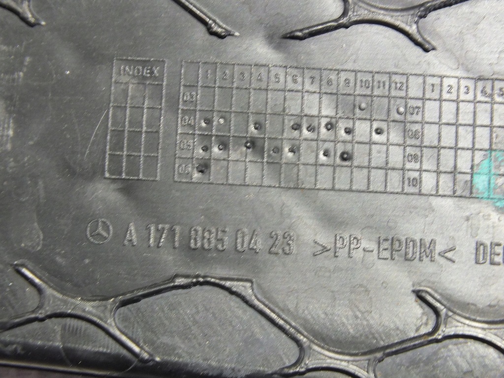 фото №6, Mercedes slk r171 решётка противотуманной фары левая правая