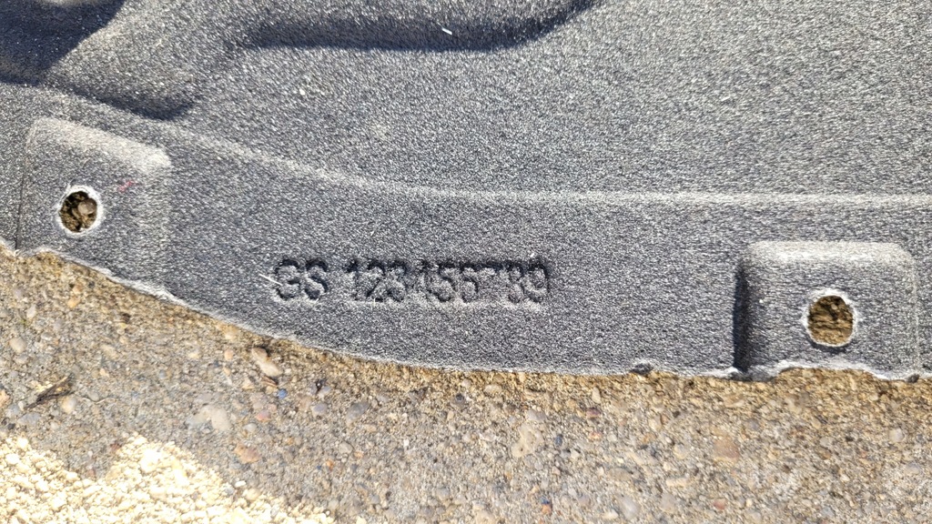 фото №8, Audi a8 d4 защита плита коробки 4h0825235