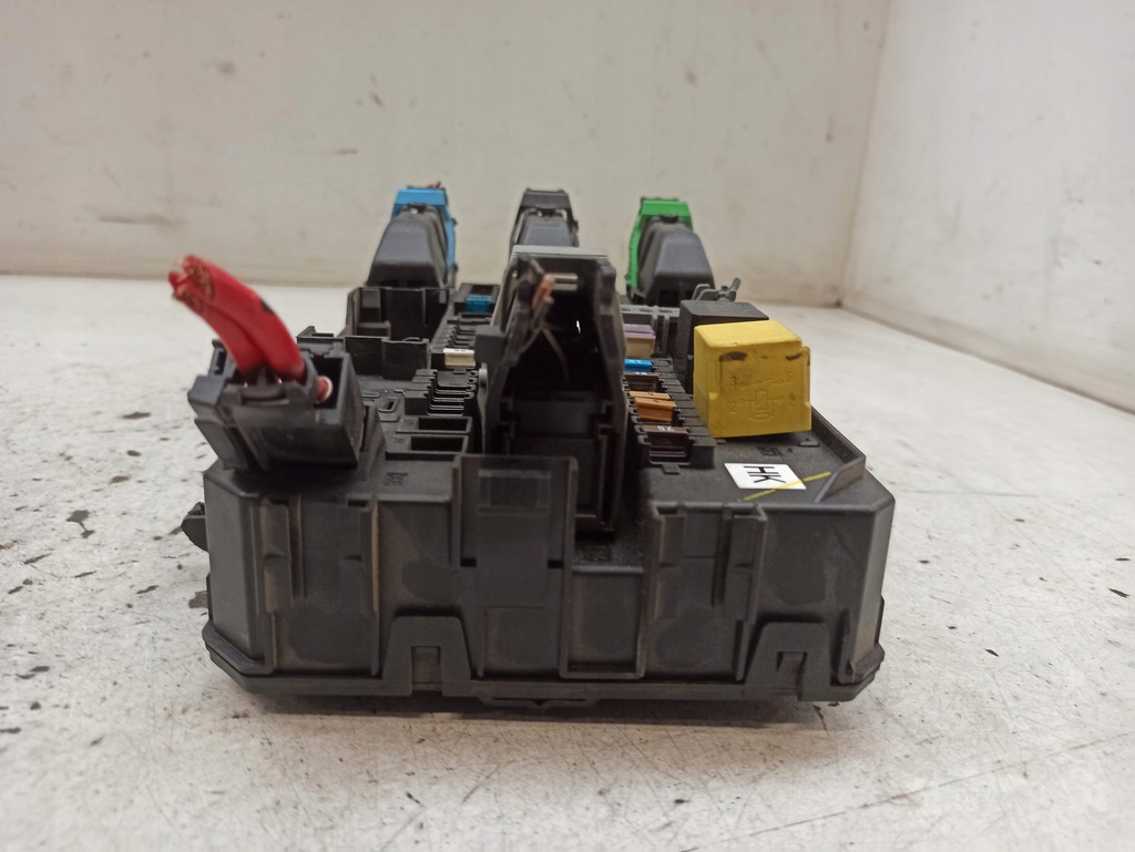 фото №7, Opel astra h 1.7cdti 04-14 коробка предохранителей bsi 13206762 5dk008669-32