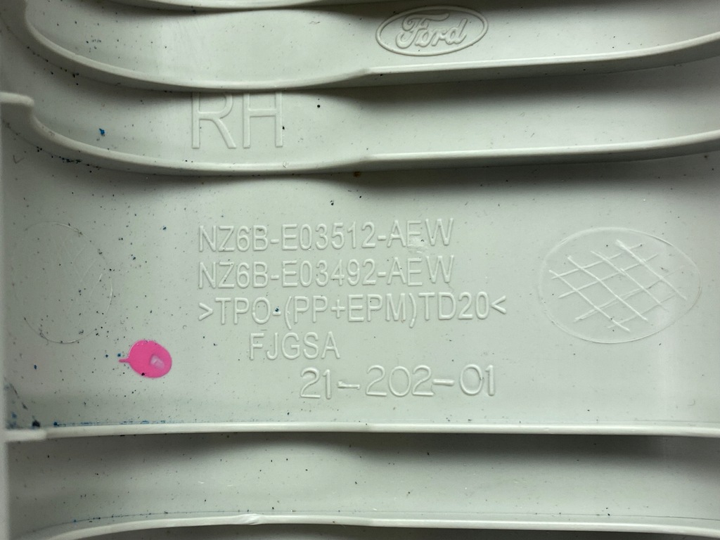 фото №6, Праве передні обшивка стійка блок двигуна ford maverick 2022+ usa