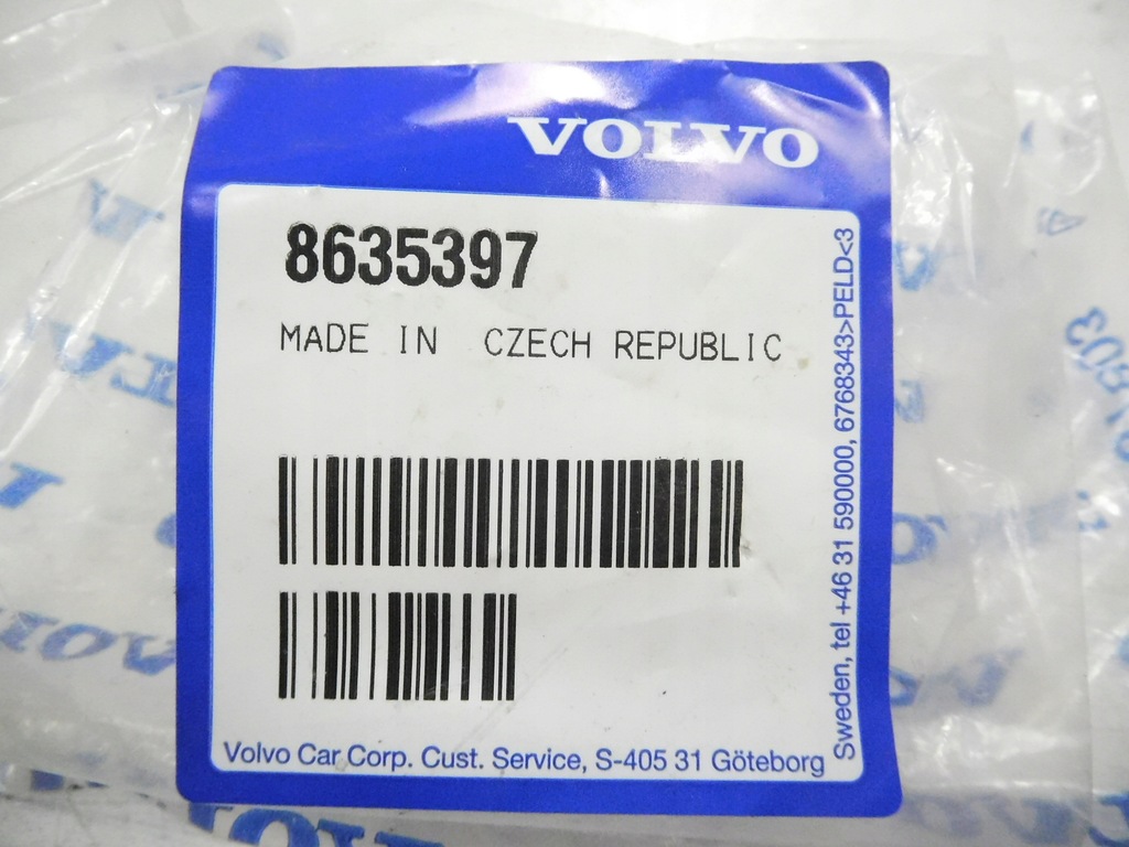 фото №9, Volvo xc60 задній правий трикутник двері заглушка оригінальний номер