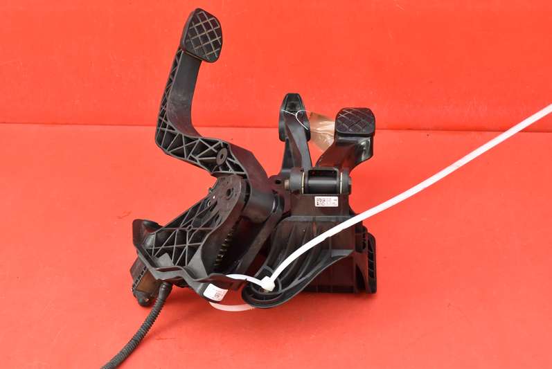 фото №5, Педаль педалі зчеплення гальмо 6c1721059m 6c1721058f skoda fabia 3 iii 14-18