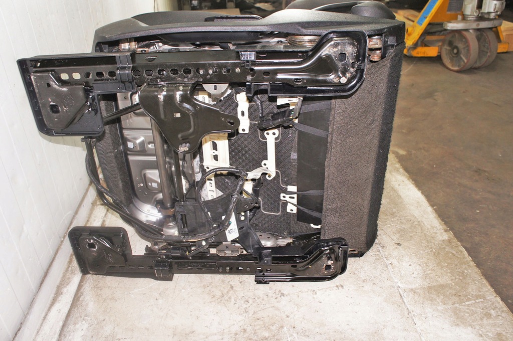 фото №7, Rk011 ford mustang vi сиденье левый перед usa