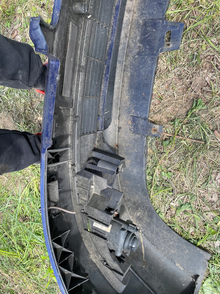 фото №9, Seat leon i toledo ii бампер перед передний kompletny лак- нет znam