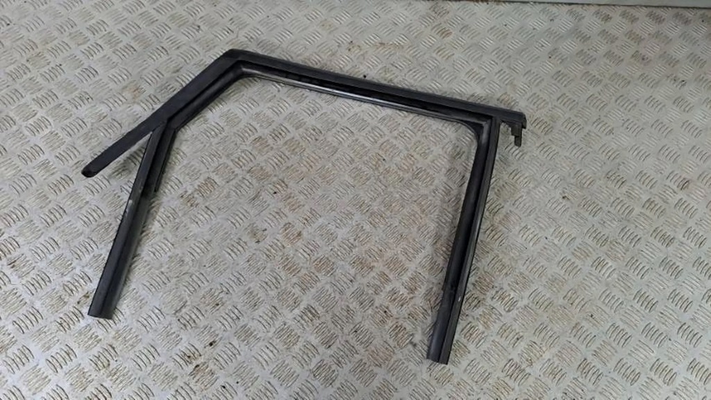 фото №1, Прокладка двері права задня audi a1 8x4839440c