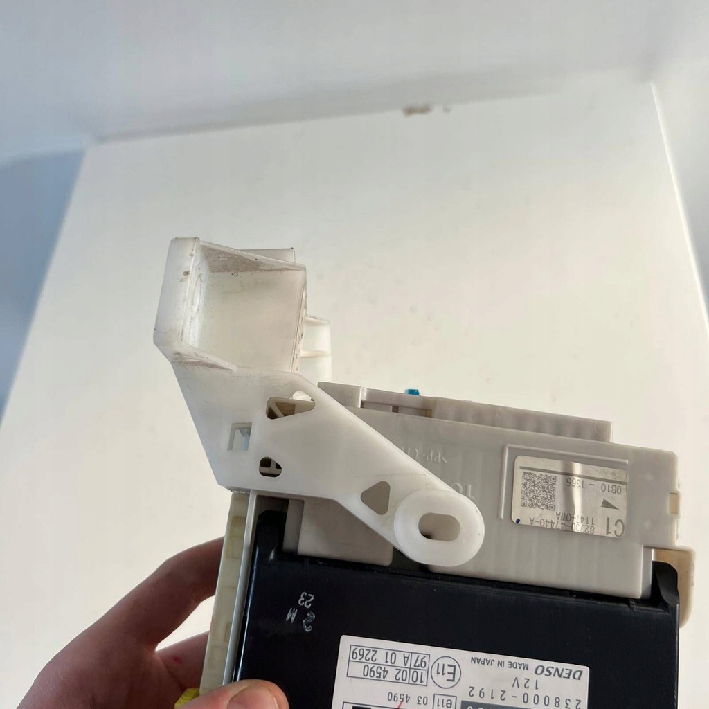 фото №8, Модуль блок управления комфорта toyota prius iii xw30 8922147150