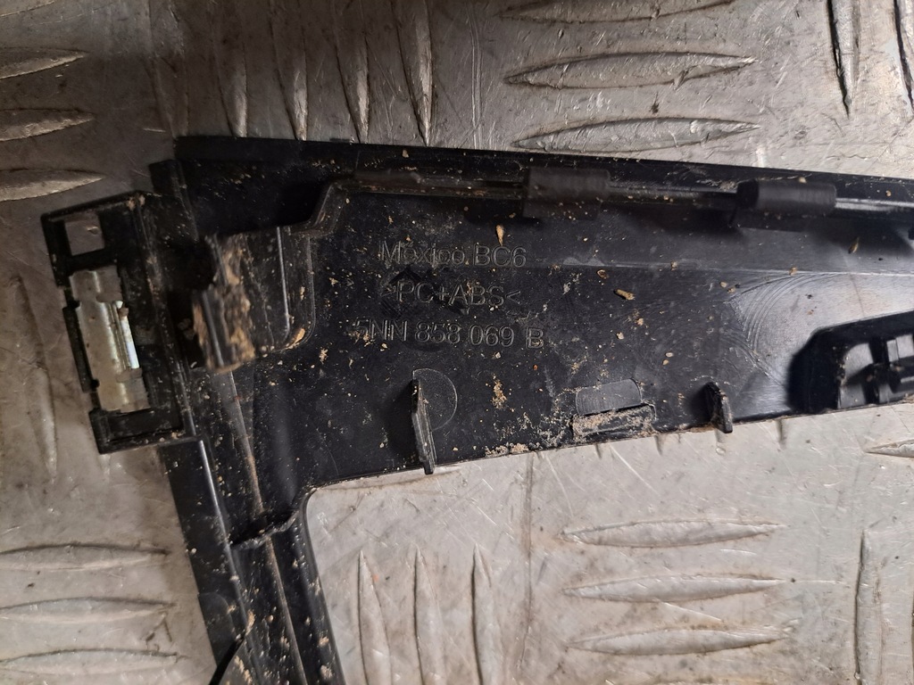 фото №4, Vw tiguan 2 5na dekor рамка радіо навігації 5nn858069b