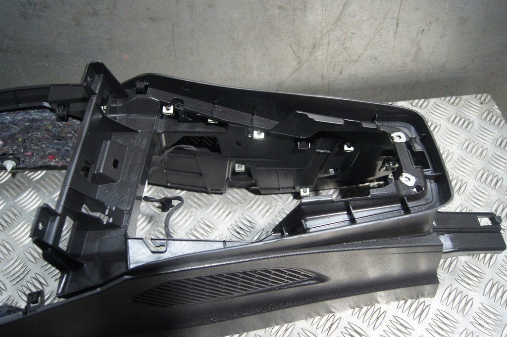 фото №9, Тунель clio v комплект