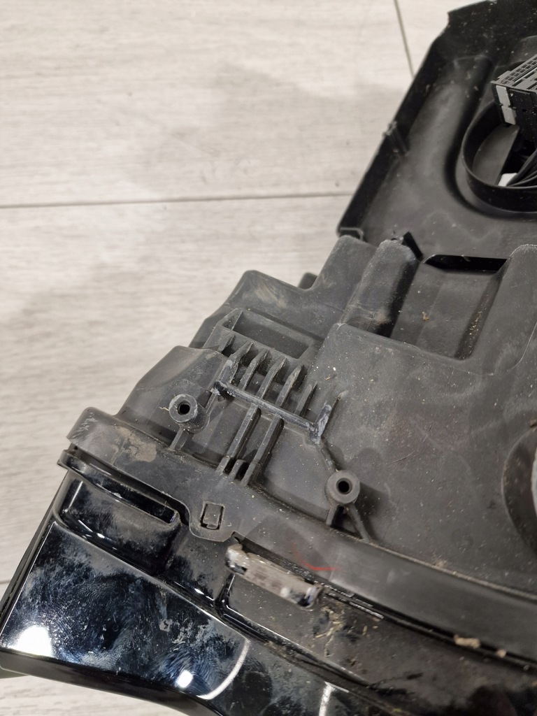 фото №12, Bmw i3 full led правая лампа