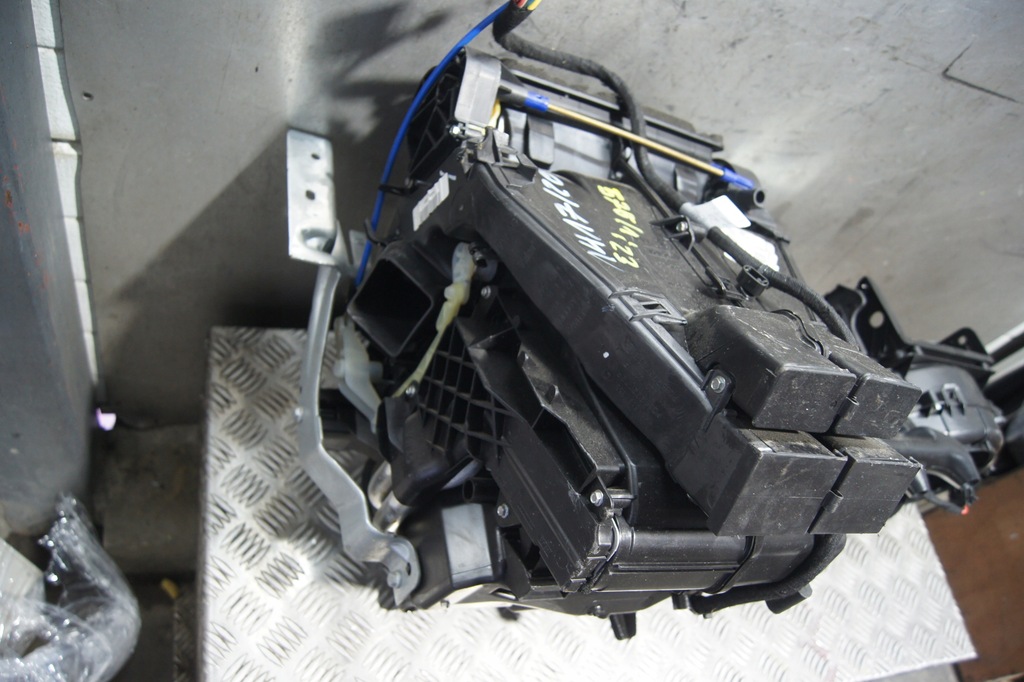 фото №12, Обігрівач vw caddy iii 1t1819003