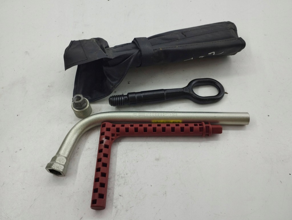 Купити Audi q5 sq5 2020 набір інструментів