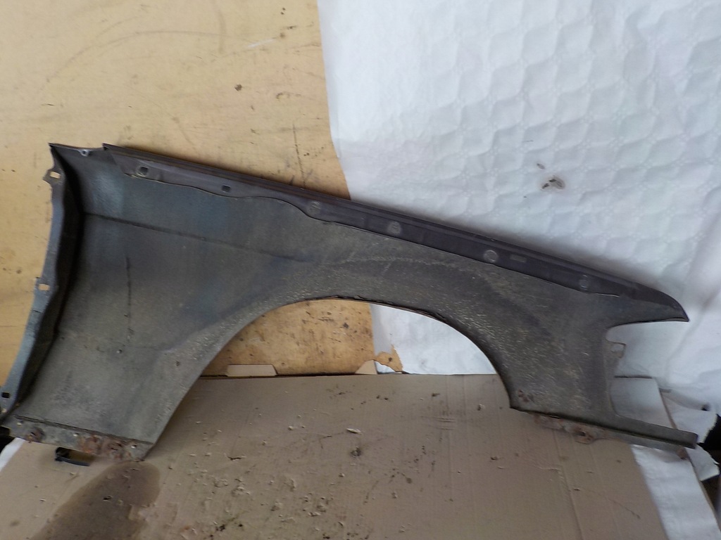 фото №4, Mercedes 190e крыло левый перед