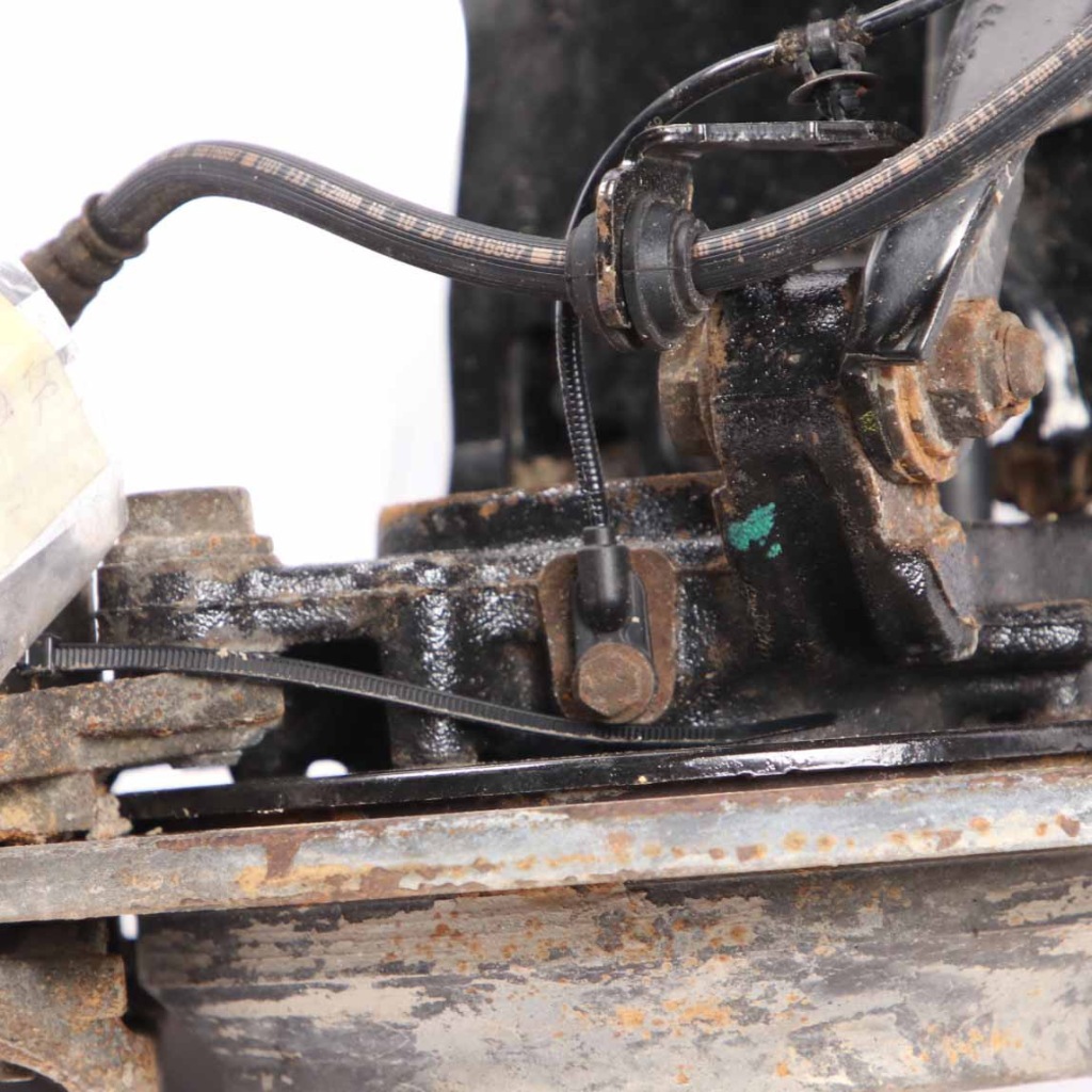 Mercedes w447 поворотный кулак подвеска задний  правый Цена