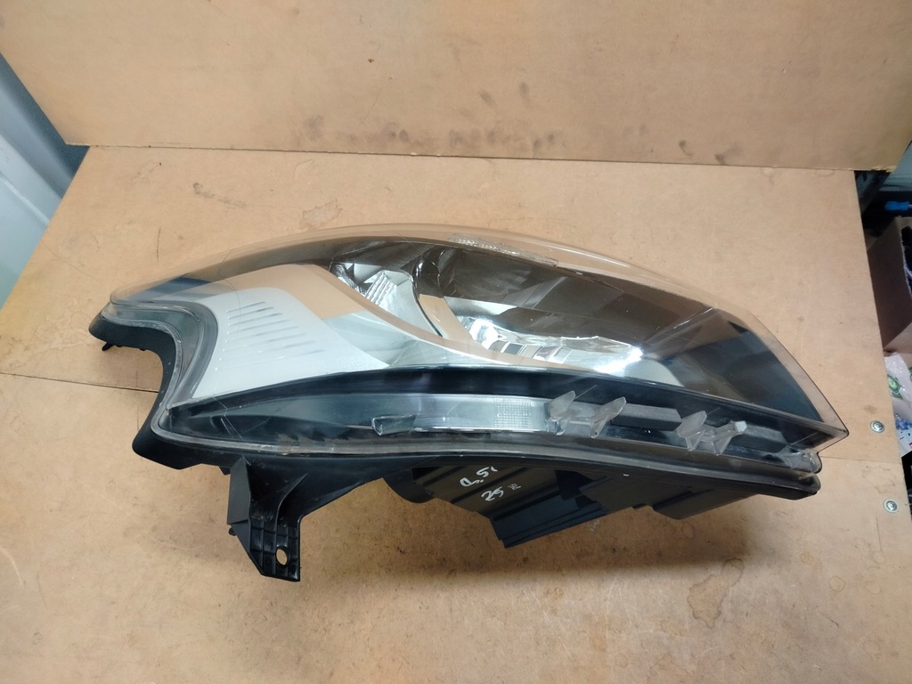 фото №14, Renault trafic iii звичайна лампа права ліва