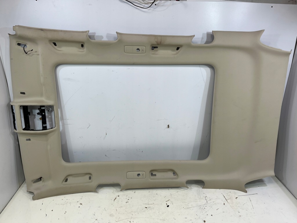 фото №1, Потолок vw touareg 7p бежевая панорама