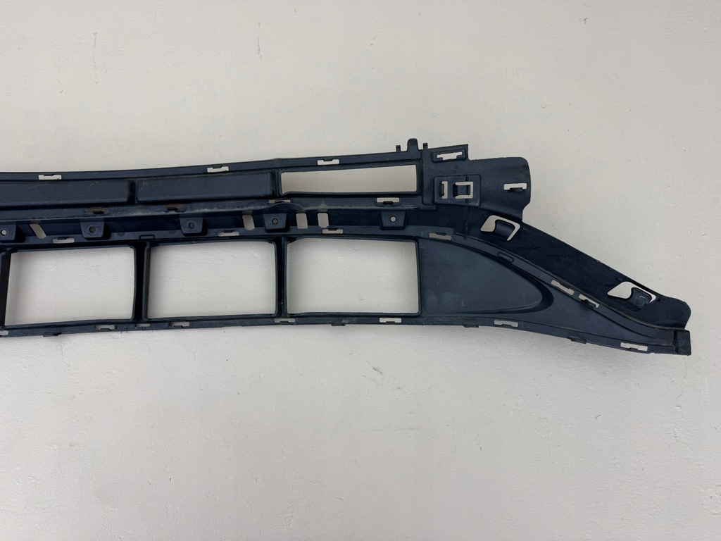 фото №14, Mercedes c klasa w206 21r- решётка средняя бампера перед a2068850602